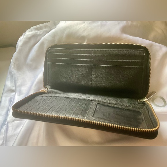Michael Kors/ EUC Jet Set Travel Continental Wallet Black - Picture 3 of 9